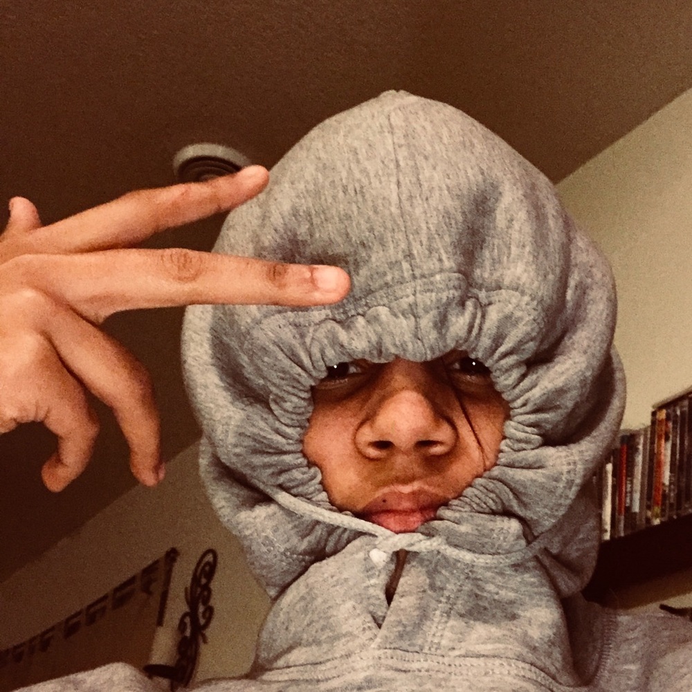 Meet your Posher, Alexus